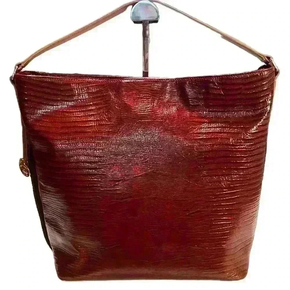 Brahmin Vintage Style Large Hobo.  Genuine stamped Leather.  Pre Owned. - Picture 2 of 12
